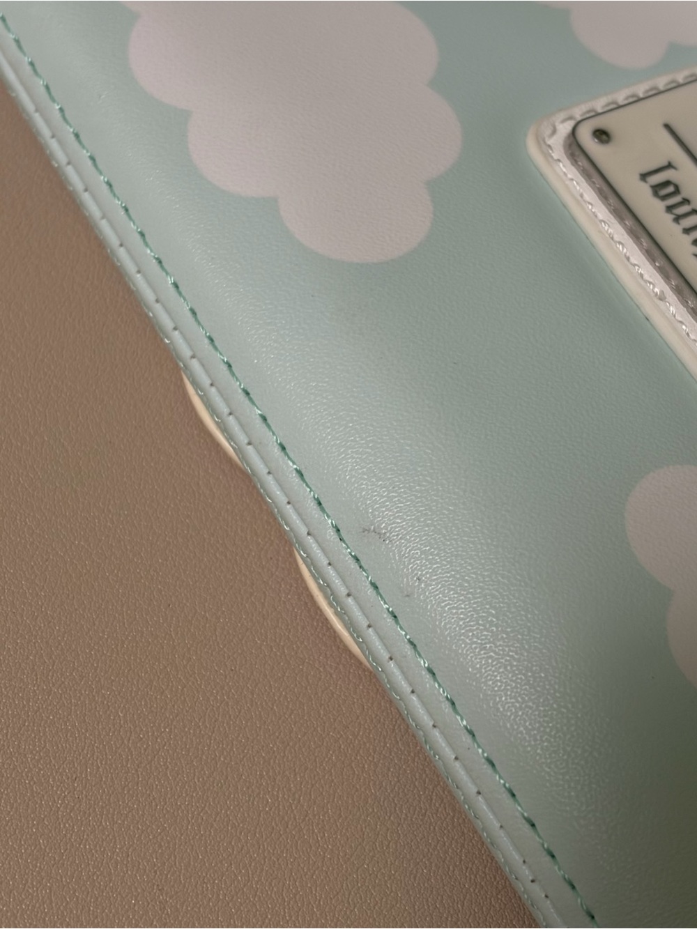 Pusheen x Hello Kitty Loungefly Wallet - Picture 9 of 10